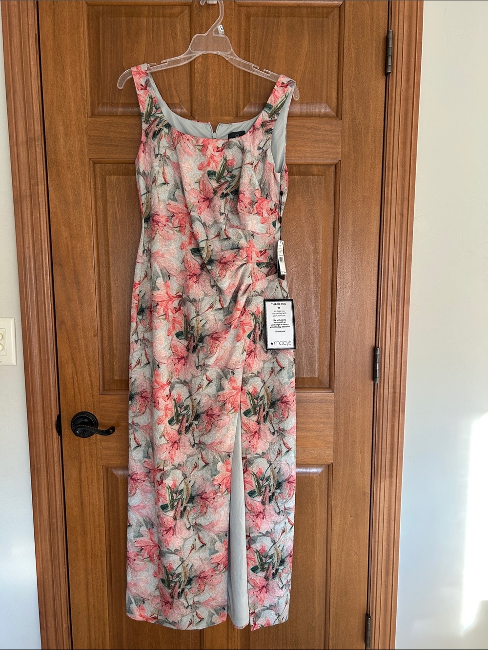 Floral Sleeveless formal gown in Coral Multi